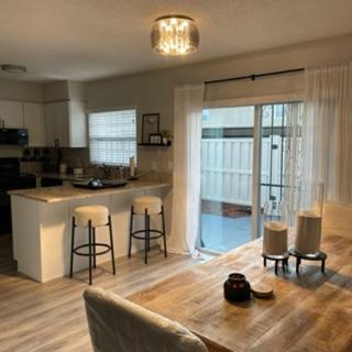 Modern Townhome Tampa Bagian luar foto